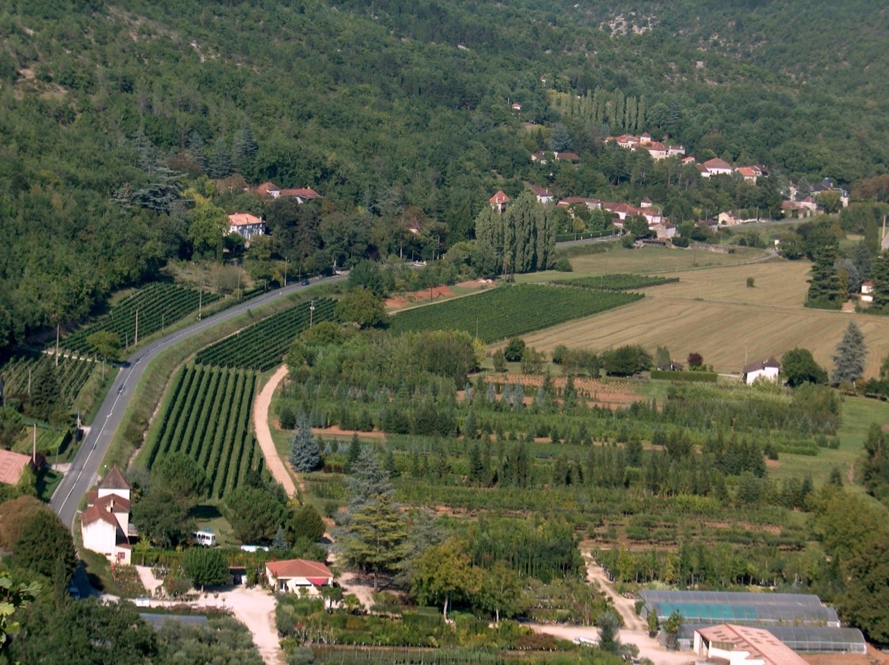 Le vignoble de Cahors sur les coteaux de la rive droite du Lot